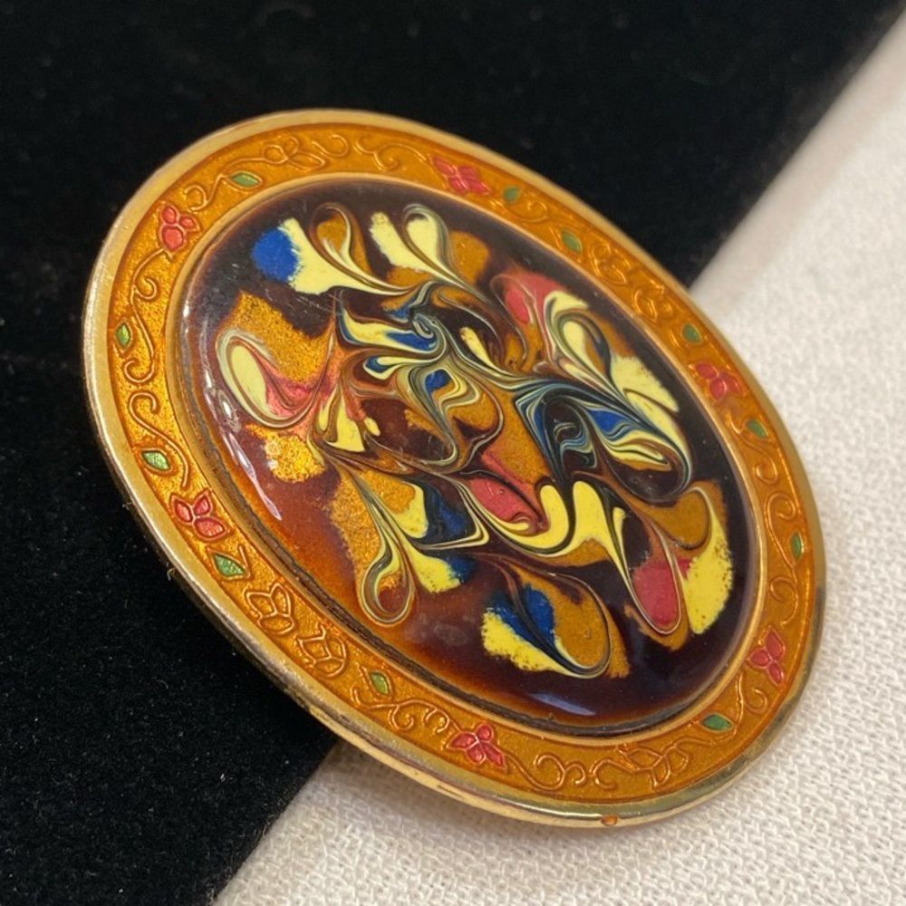 Vintage Abstract Enamel Brooch - Picture 2 of 14